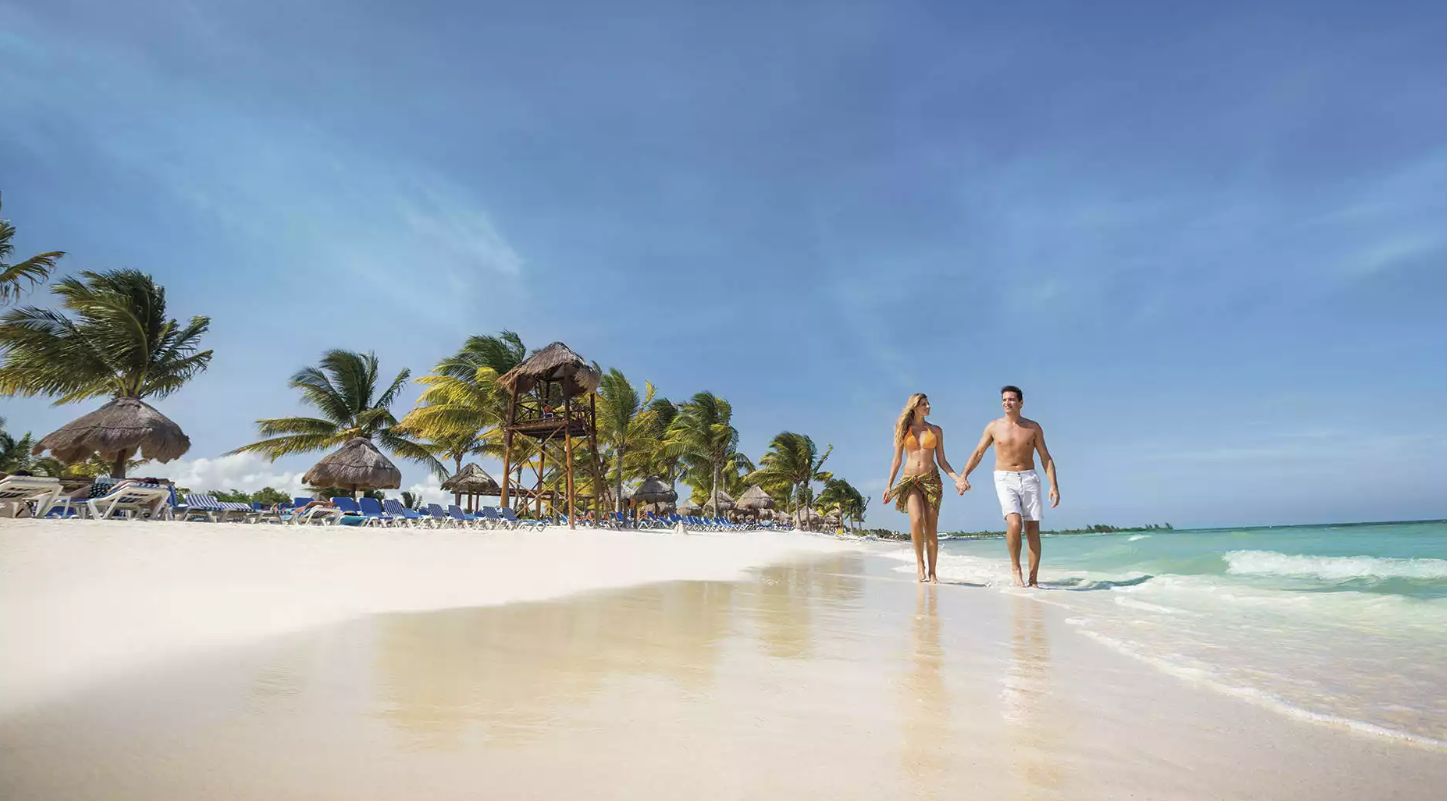 Hotel BlueBay Grand Esmeralda – Plan Todo Incluido - Imagen 3